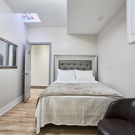 Toronto Rooms And Suites Ngoại thất bức ảnh