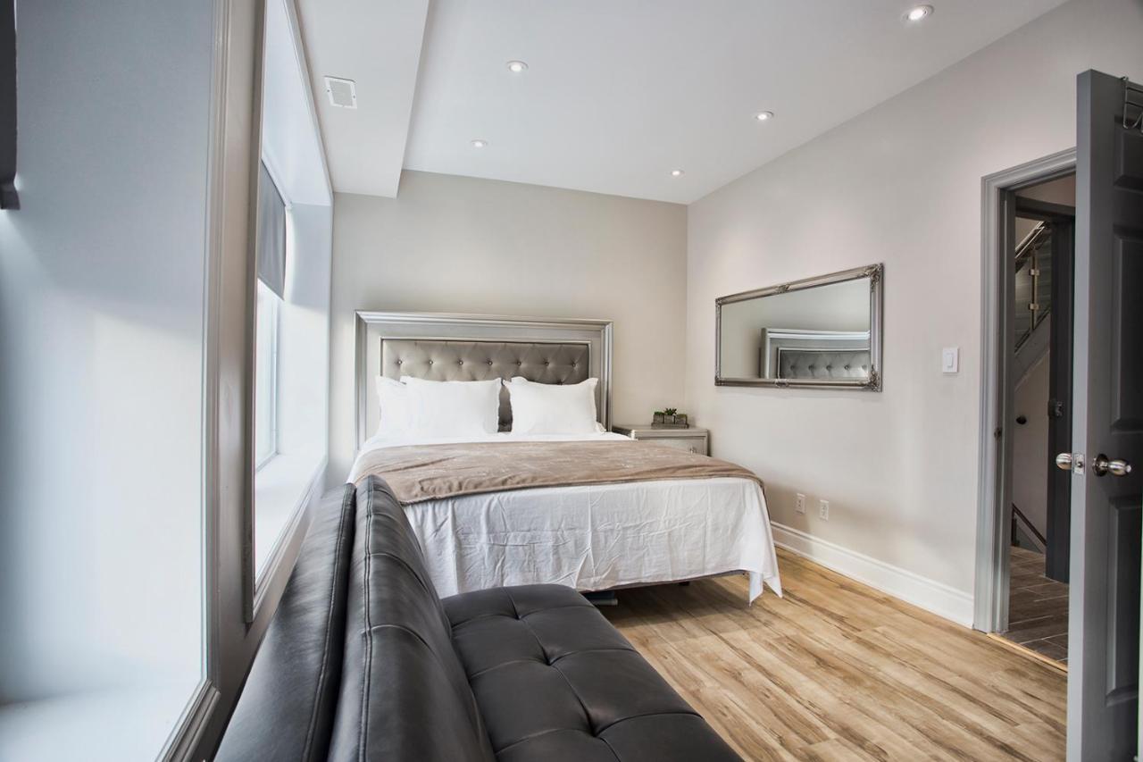 Toronto Rooms And Suites Ngoại thất bức ảnh