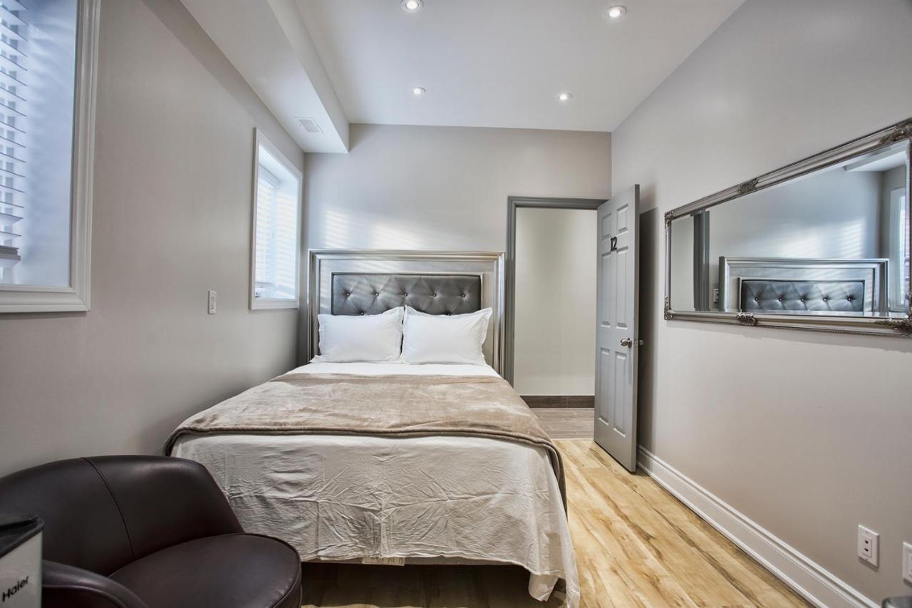 Toronto Rooms And Suites Ngoại thất bức ảnh