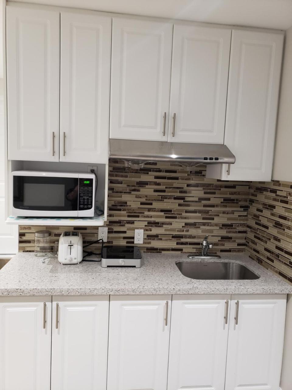 Toronto Rooms And Suites Ngoại thất bức ảnh